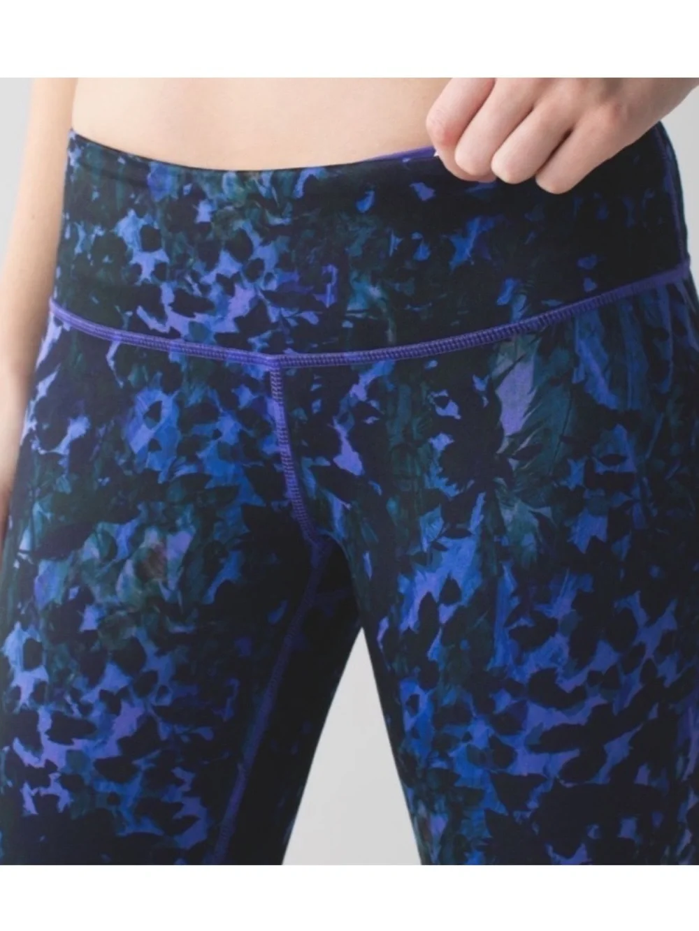 LULULEMON Workout Leggings